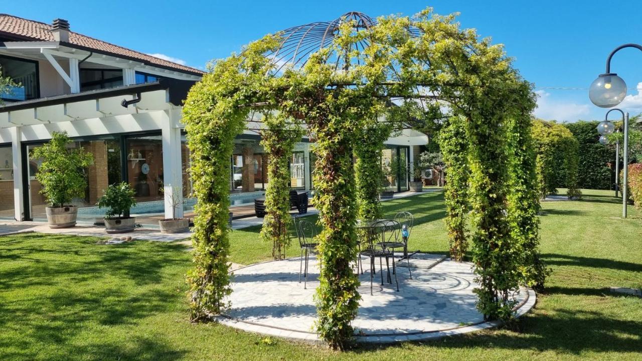 Fontana Oasis Apartments Castelnuovo del Garda Extérieur photo