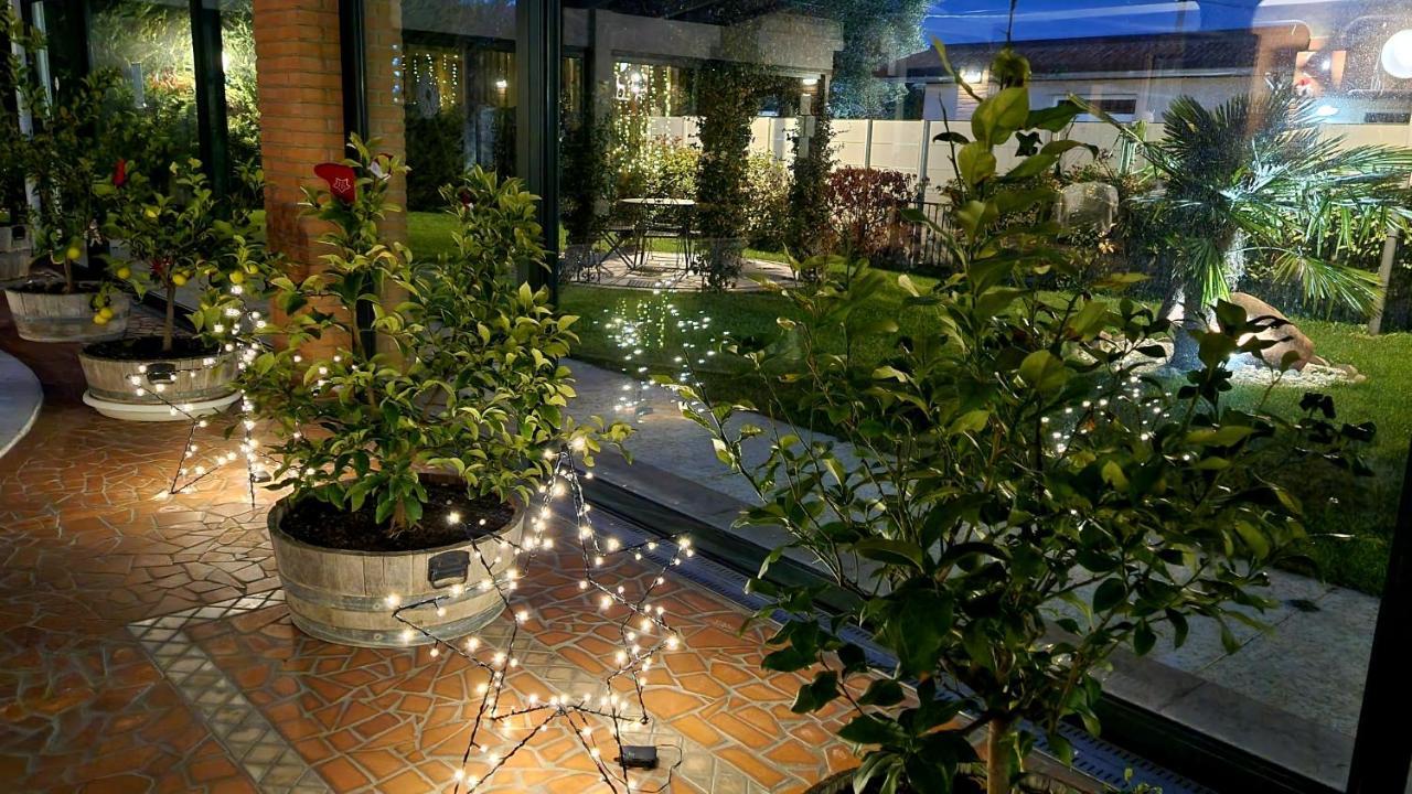 Fontana Oasis Apartments Castelnuovo del Garda Extérieur photo
